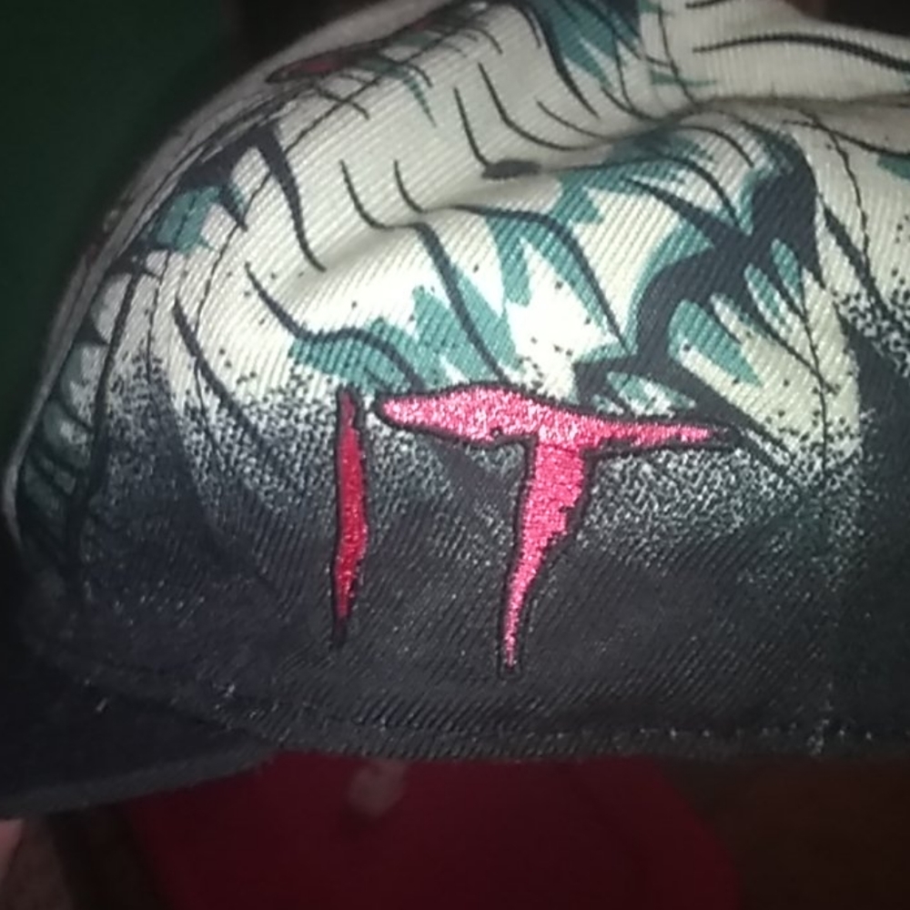 IT hat - Picture 2 of 2